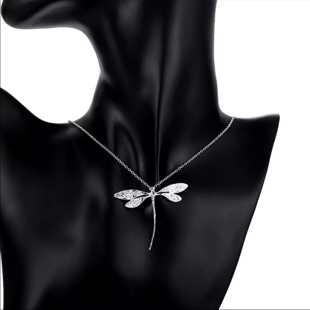 New Silver Plated Creative Dragonfly Necklace - Picture 5 of 6
